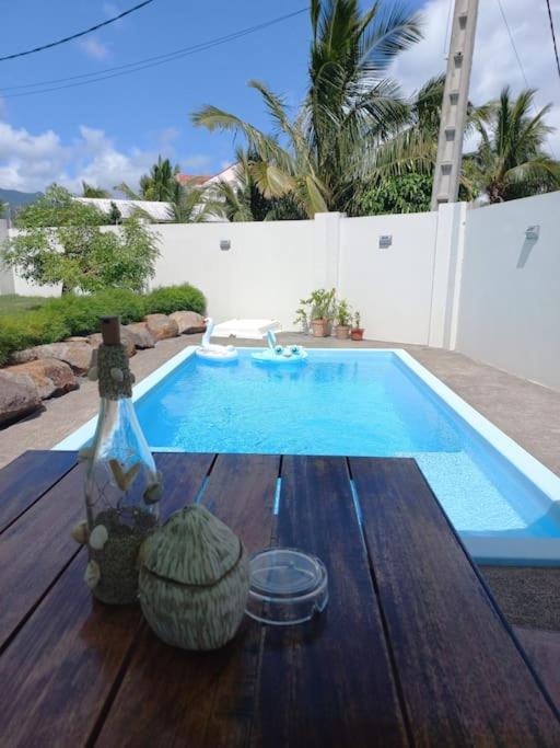 Bois Mapou Self Catering Apartments Unit 204 Rivière Noire Exterior foto